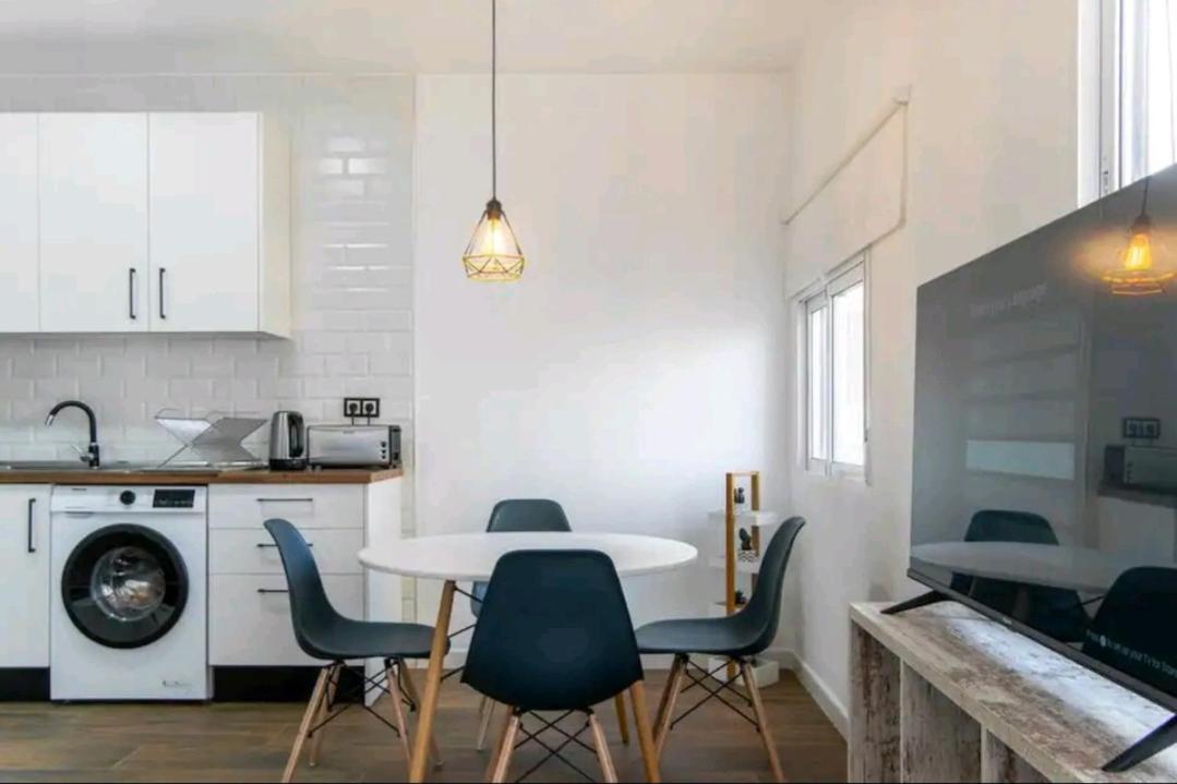Appartamento Albufereta Cozy Studio With A Great Terrace Alicante Esterno foto